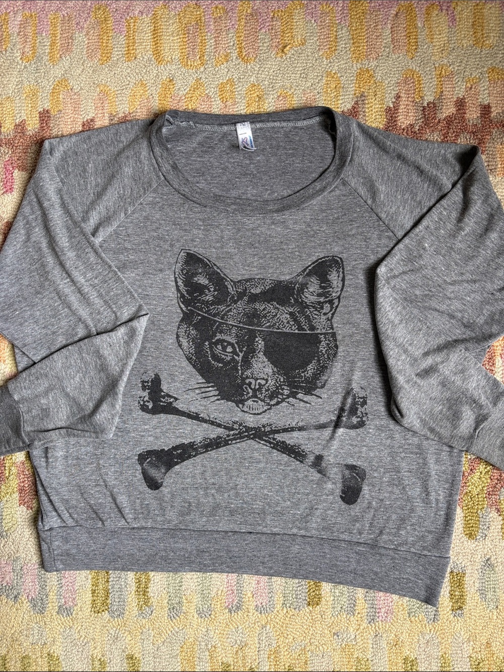 😸🏴‍☠️American Apparel Pirate Cat cross bones sweatshirt thinner material MED GUC
